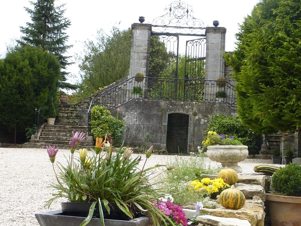 Chateau La Hussardiere Dampierre-sur-Salon Dış mekan fotoğraf